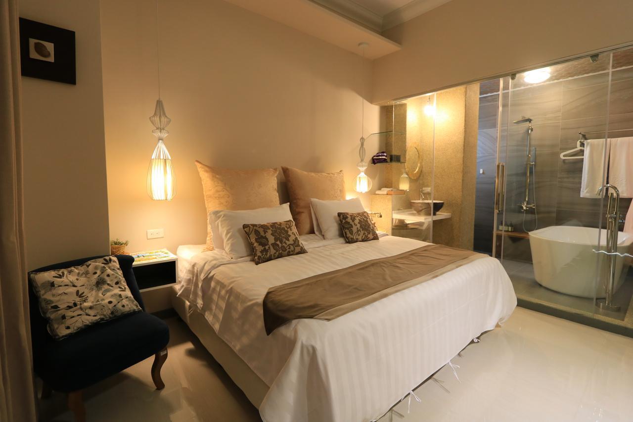 La Fleur Bnb & Restaurant Heng-ch'un Esterno foto