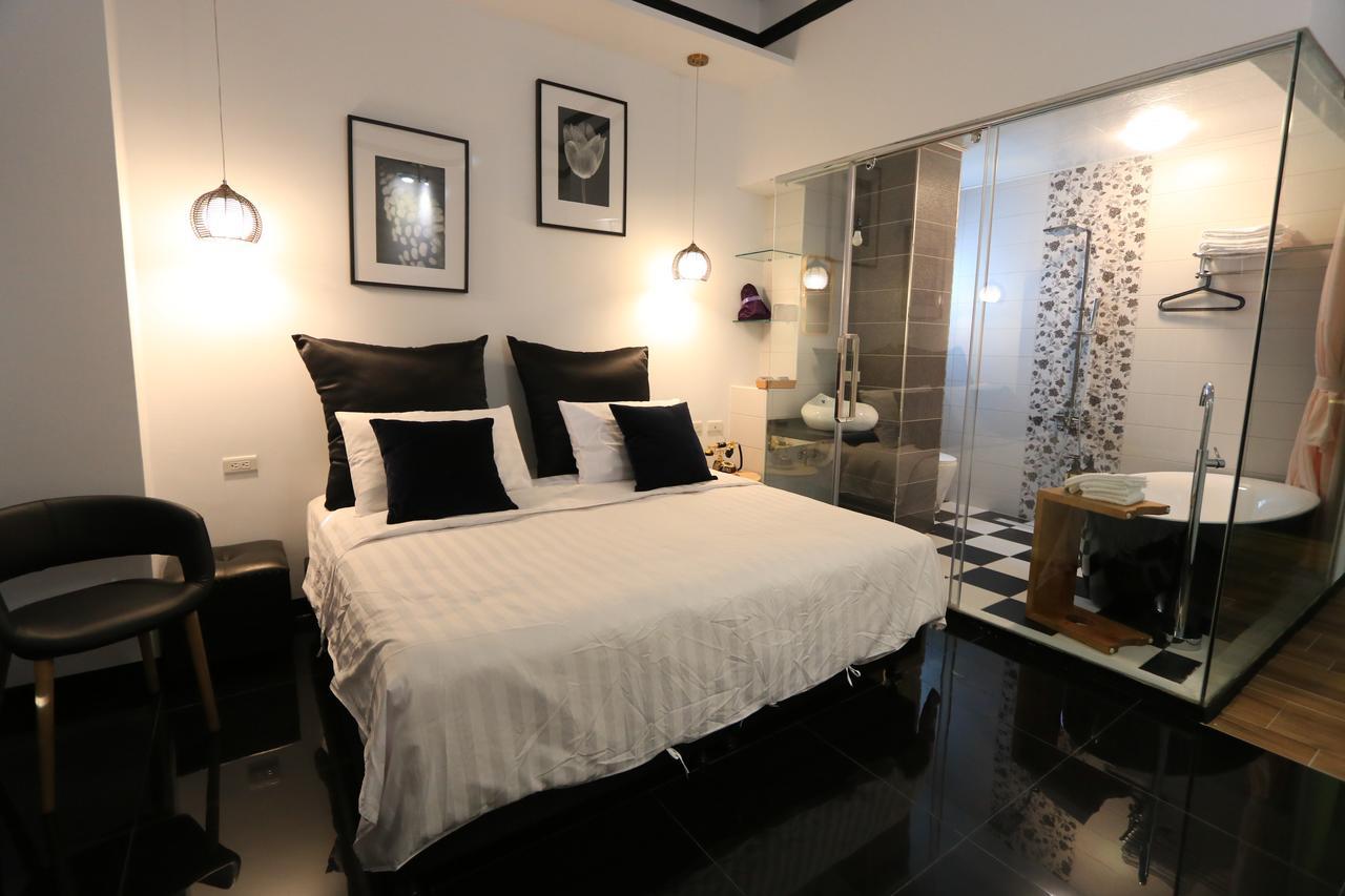 La Fleur Bnb & Restaurant Heng-ch'un Esterno foto